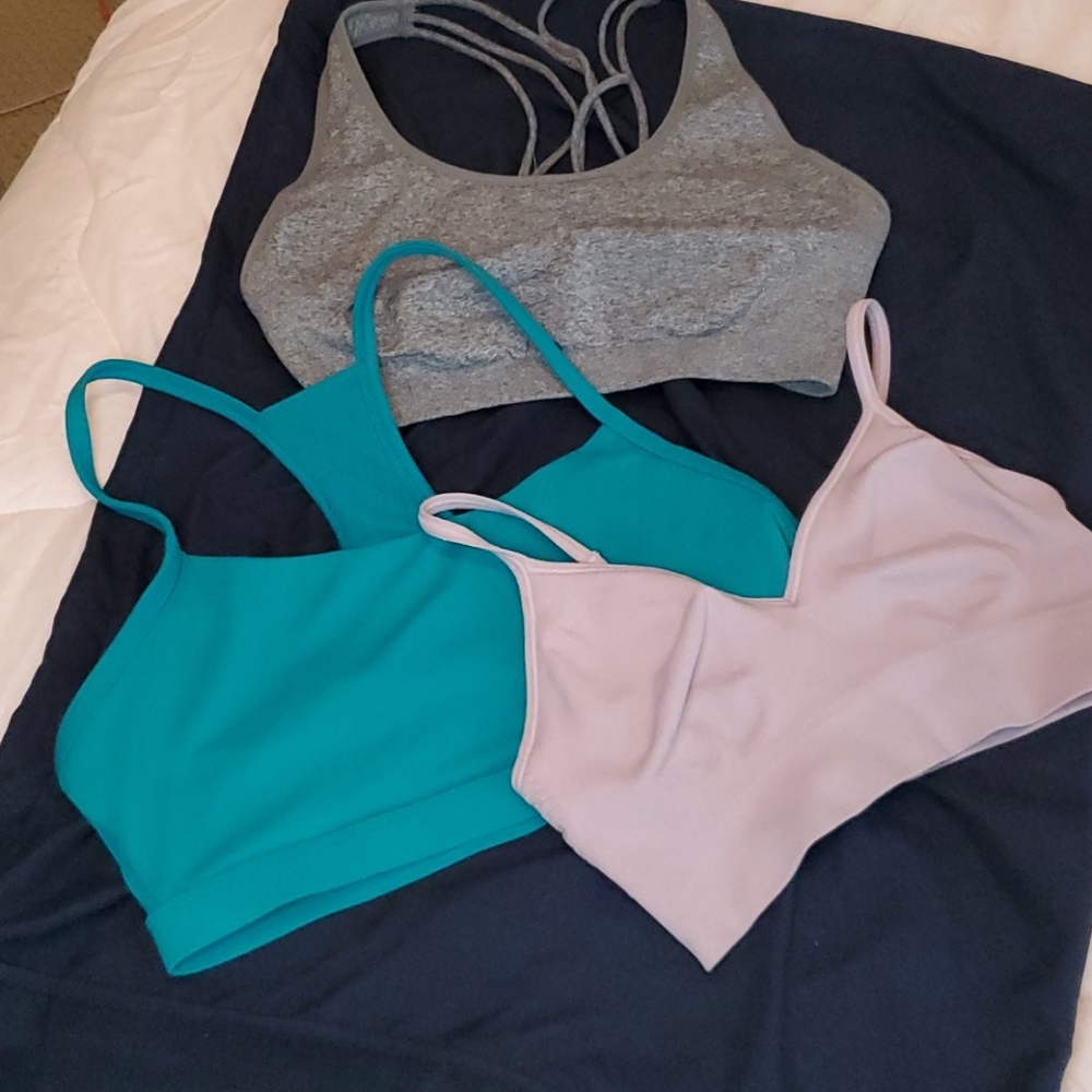 Sports bra Bundle #2! Fabletics, GAPfit, like new